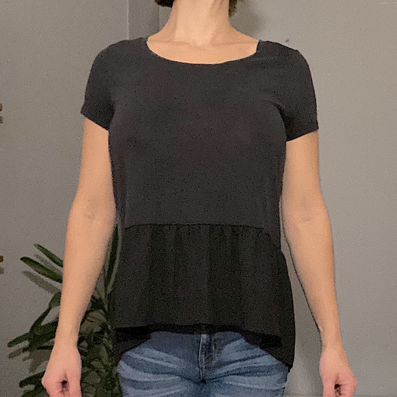 Juicy Couture Black Short Sleeve Top with Sheer Ruffle Bottom - Picture 4 of 7